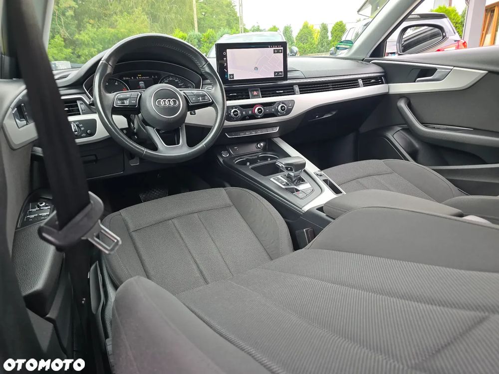 Audi A4 Avant 35 TDI S tronic - 30