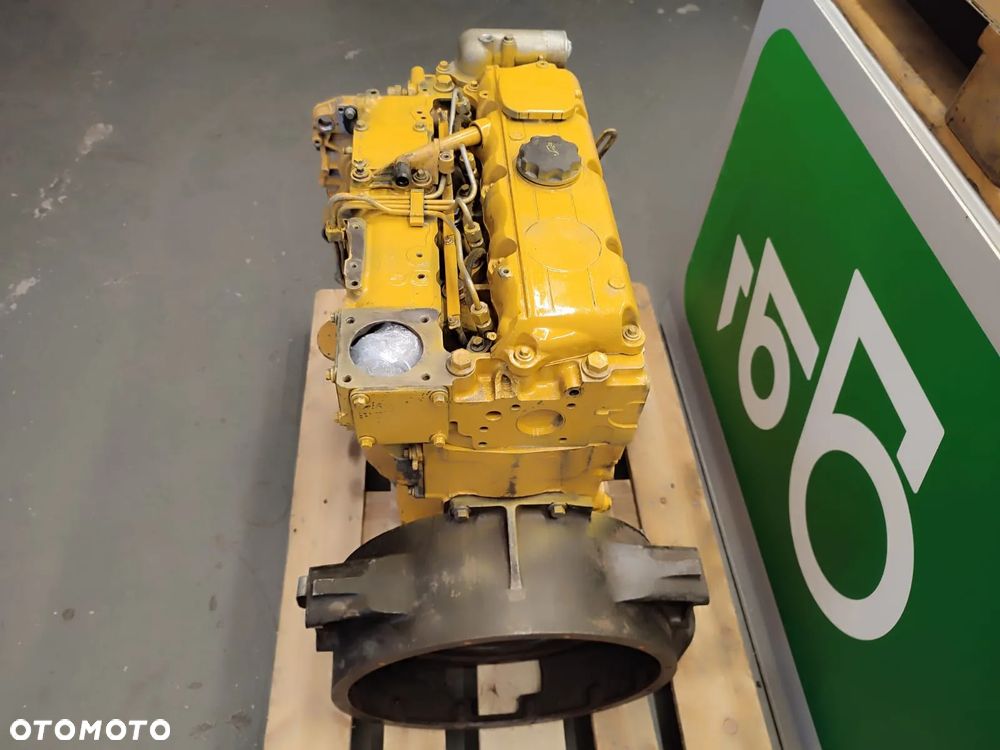 Caterpillar 3054E - 4