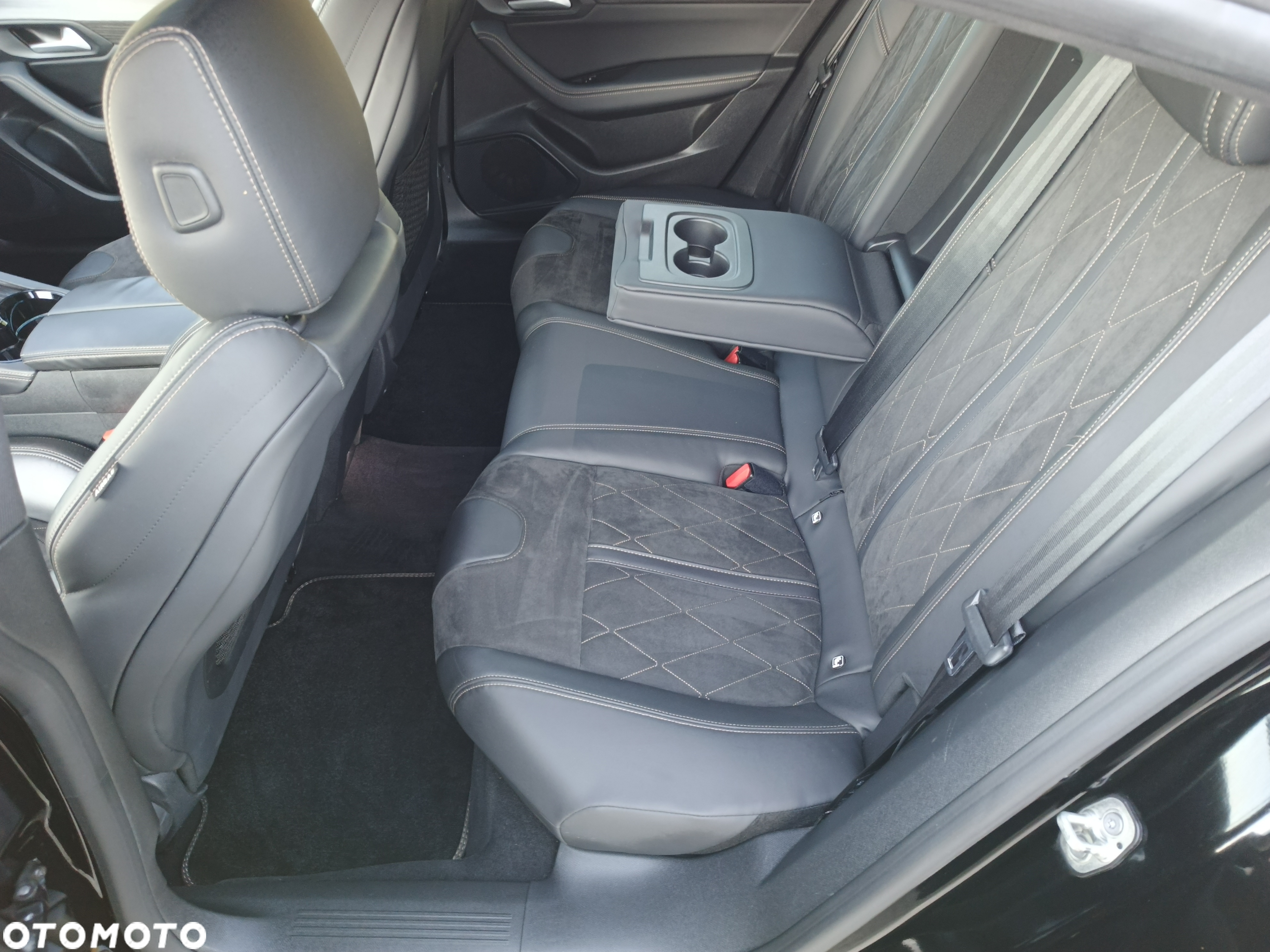Peugeot 508 2.0 BlueHDi GT S&S EAT8 - 14