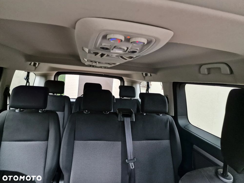 Peugeot Traveller 2.0 BlueHDi Long Business EAT8 - 18