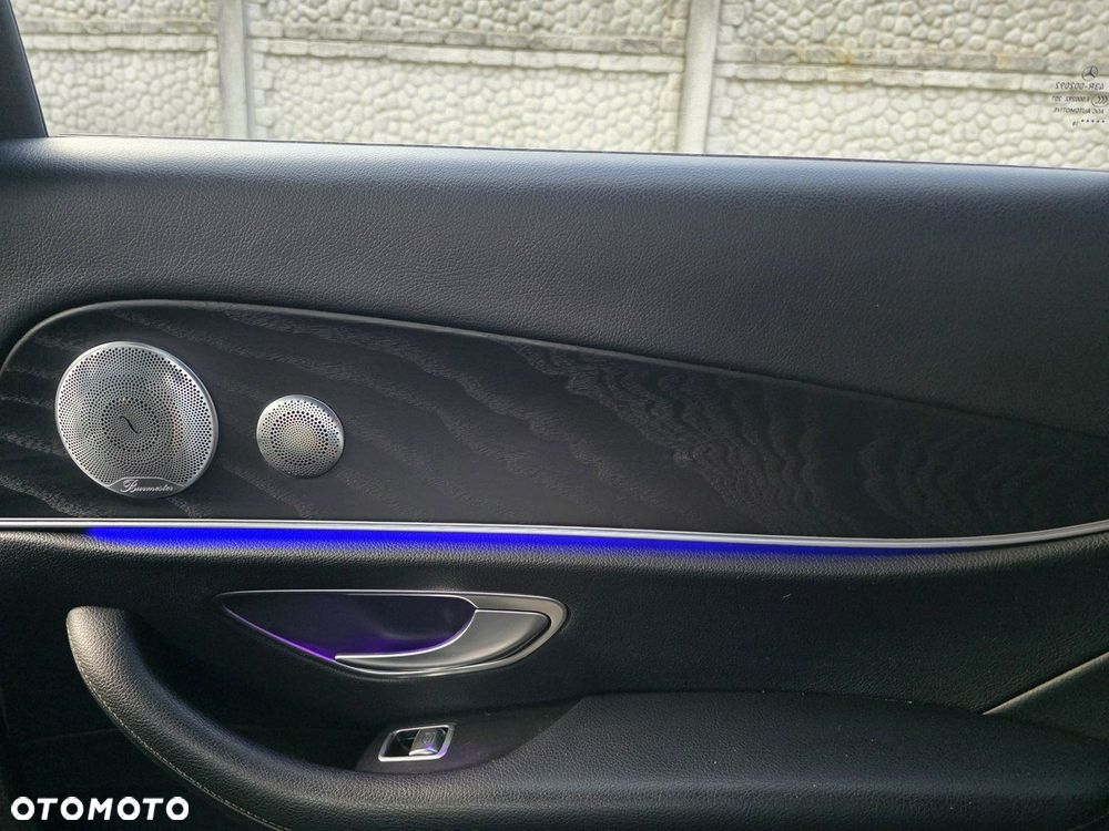 Mercedes-Benz Klasa E 220 d T 9G-TRONIC Avantgarde - 23