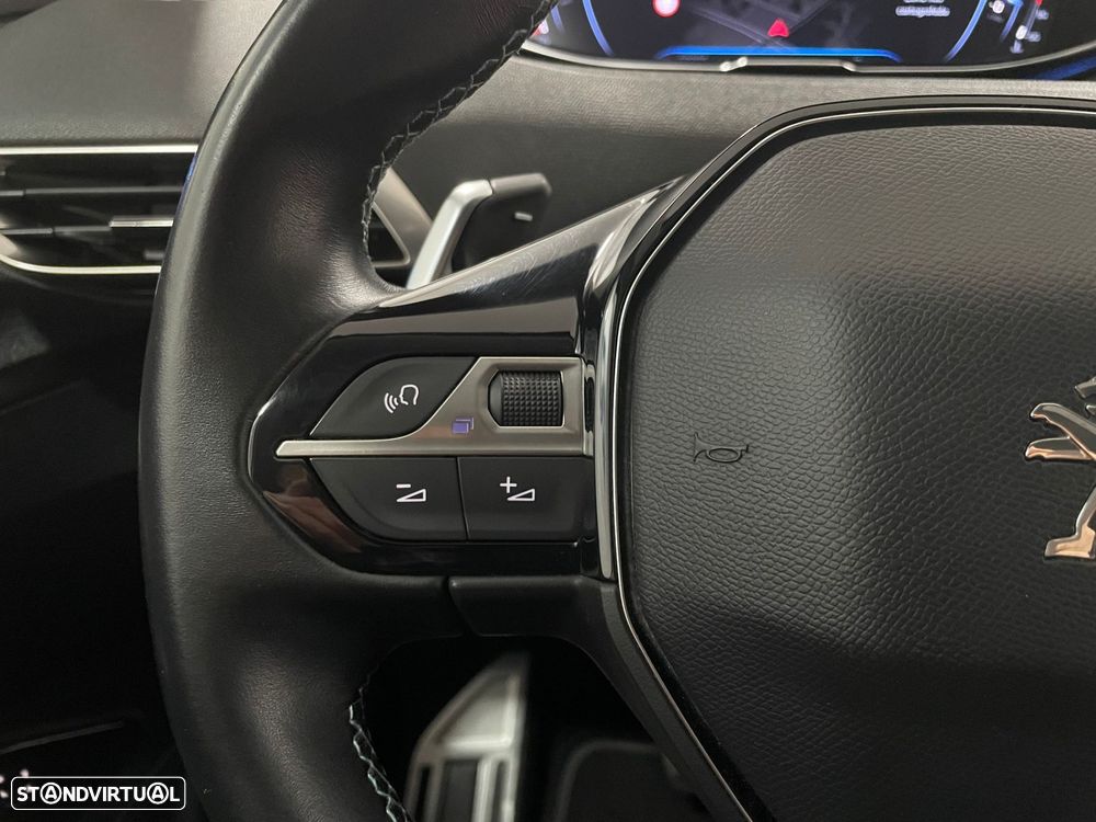 Peugeot 3008 1.2 PureTech Allure EAT8 - 34