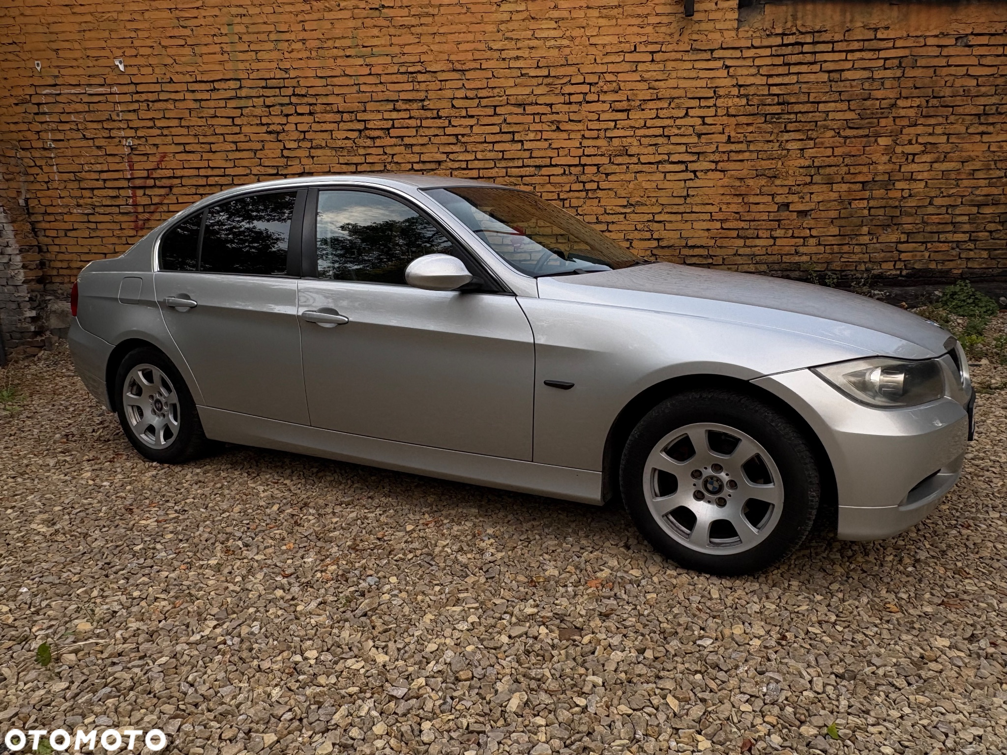 BMW Seria 3 320i - 6