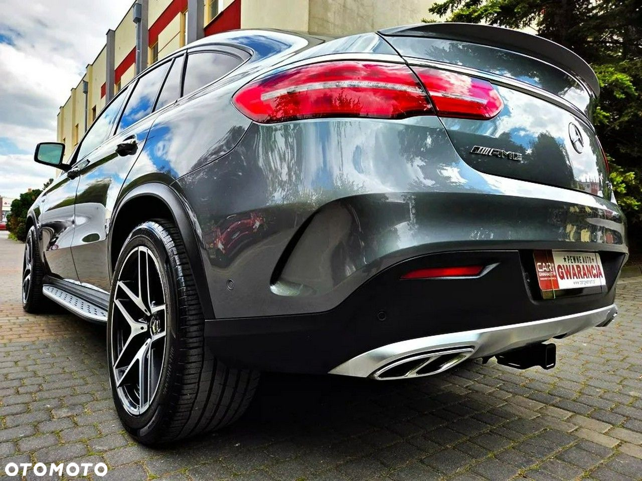 Mercedes-Benz GLE - 31