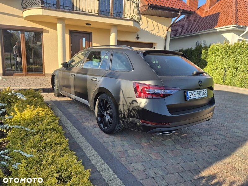 Skoda Superb 2.0 TSI 4x4 L&K DSG - 3