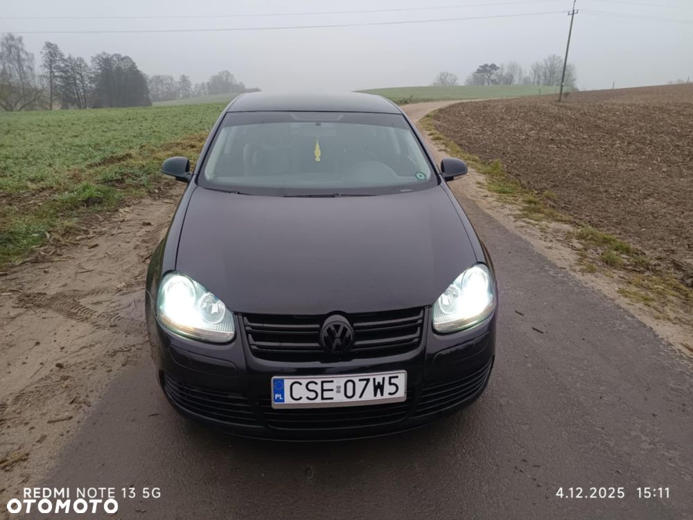 Volkswagen Jetta 2.0 TDI DPF Sportline - 4