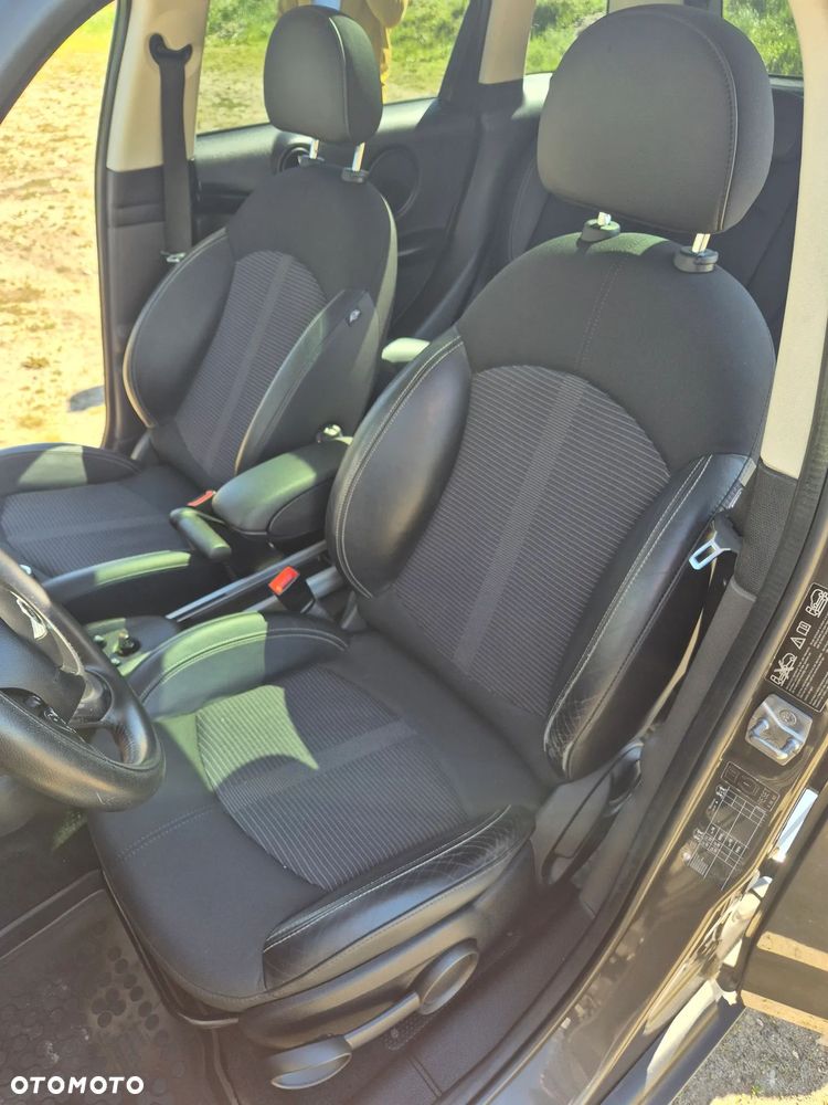 MINI Countryman Cooper D ALL4 - 17
