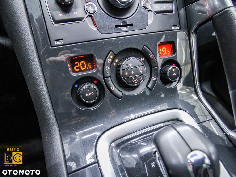 Peugeot 3008 HDi 160 Automatik Allure - 22