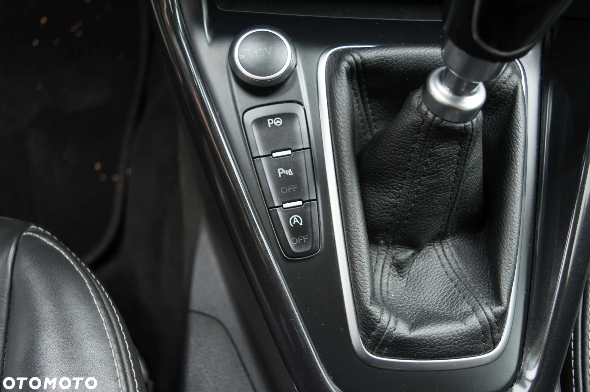 Ford Focus 2.0 TDCi Titanium ASS - 28