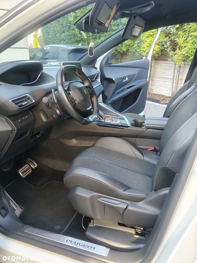 Peugeot 3008 1.6 PureTech GT S&S EAT8 - 20