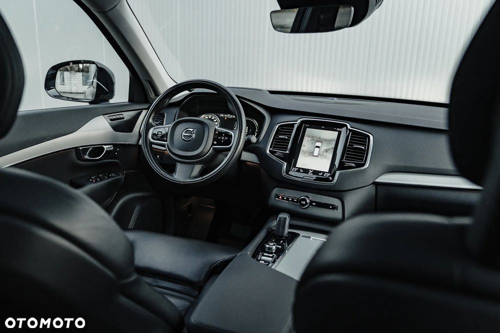 Volvo XC 90 T8 AWD Twin Engine Geartronic RDesign - 24