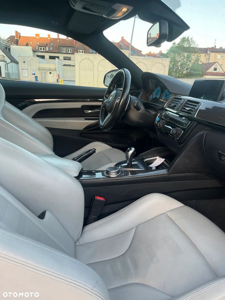 BMW M4 DKG - 33