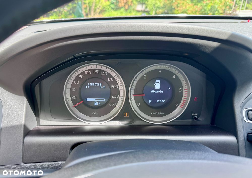 Volvo XC 60 D4 Geartronic Momentum - 15