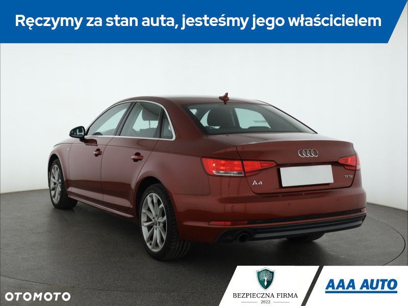 Audi A4 Limousine - 5