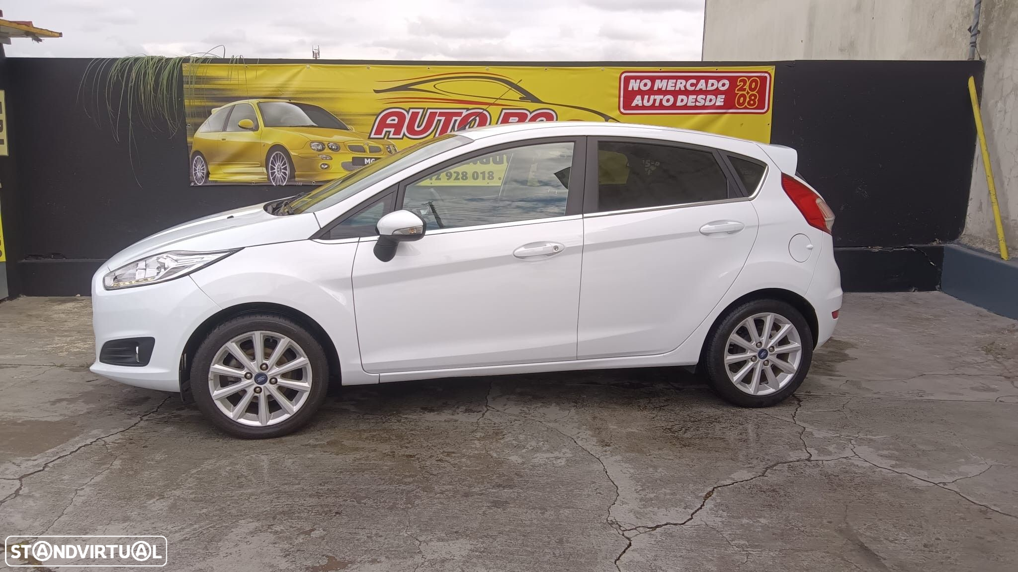 Ford Fiesta 1.0 Ti-VCT Titanium - 18