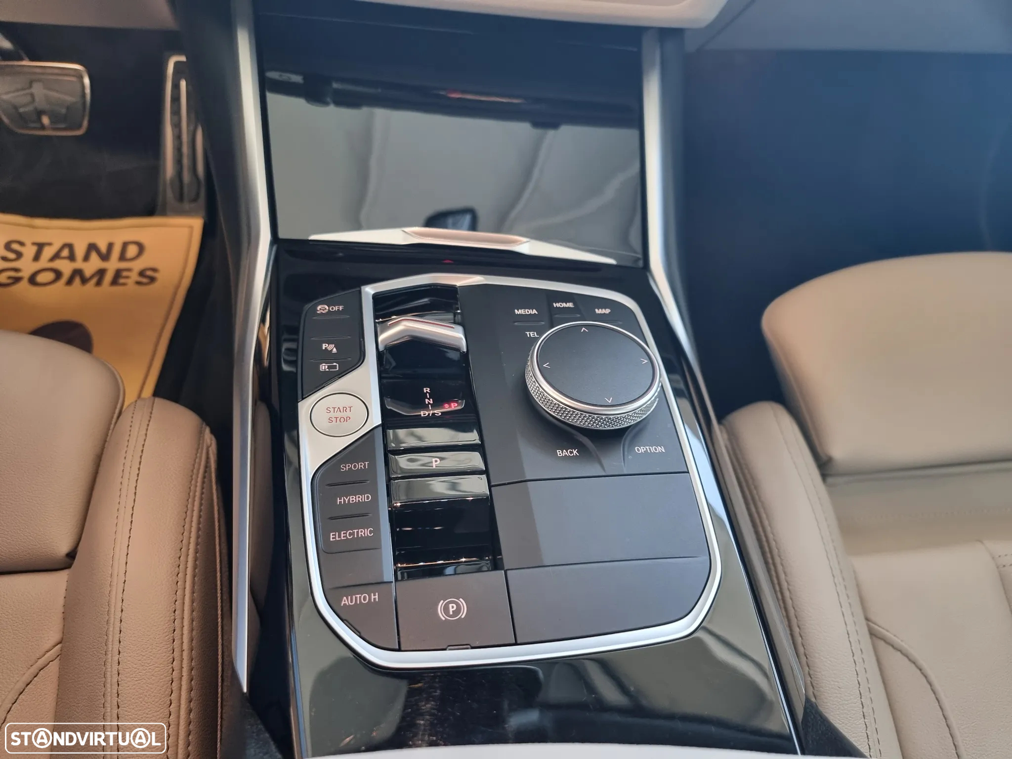 BMW 330 e Pack Desportivo M Auto - 22