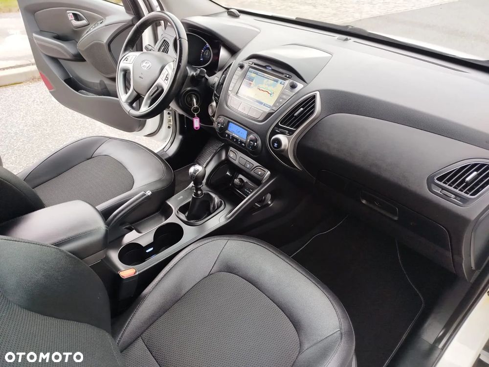 Hyundai ix35 2.0 CRDi 4WD Premium - 15
