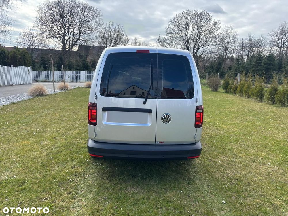 Volkswagen Caddy 1.4 TSI Highline DSG - 3