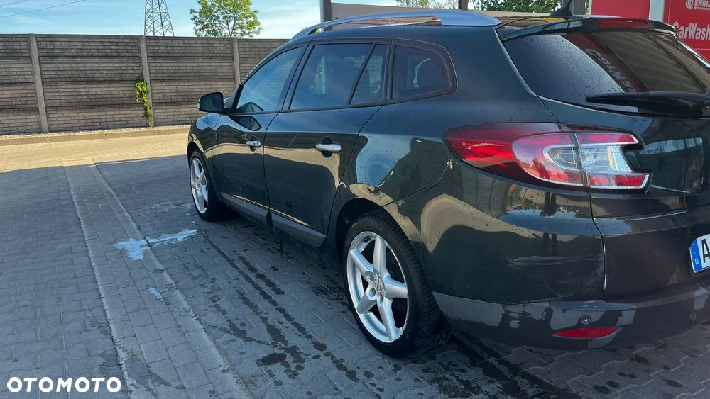 Renault Megane TCe 180 Dynamique - 22