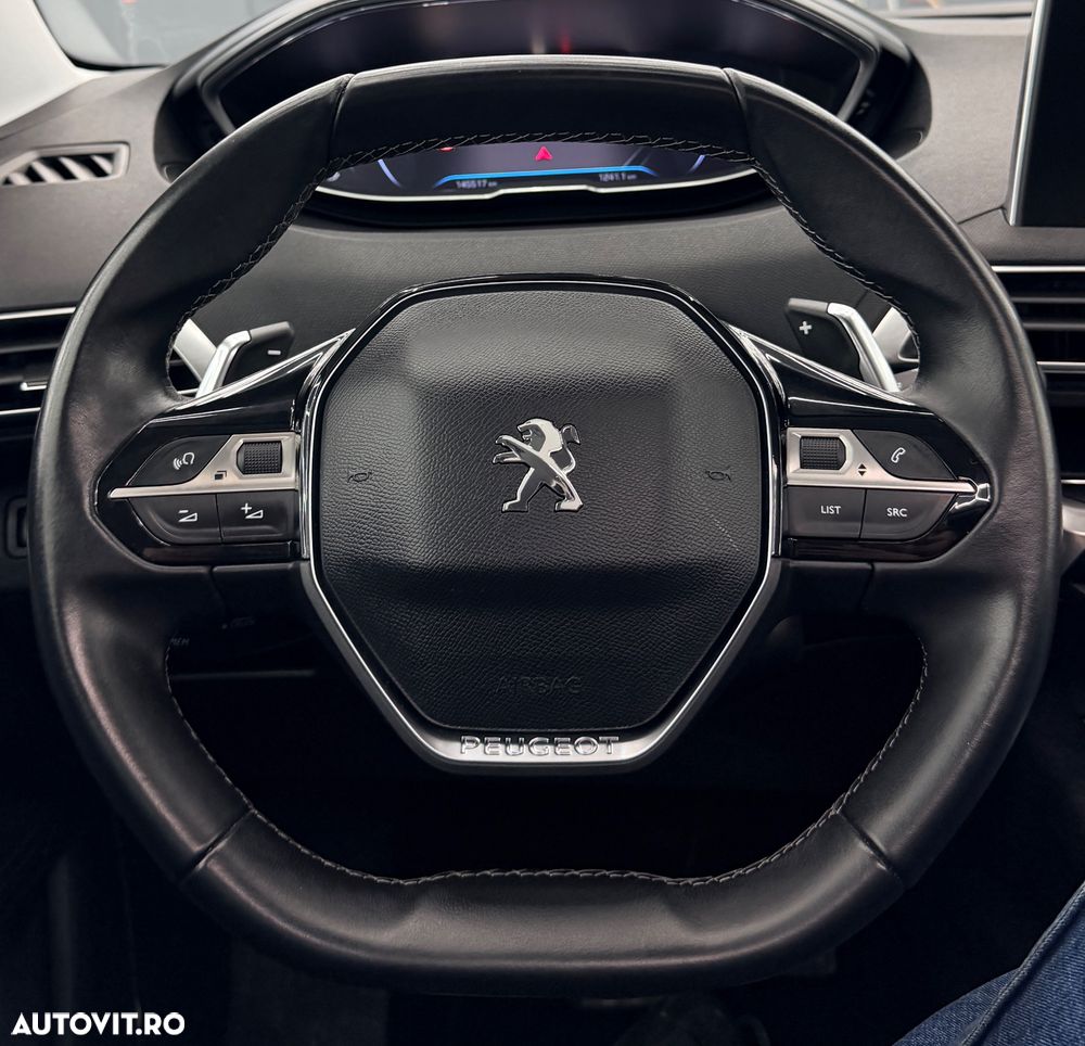 Peugeot 3008 1.2 PureTech Turbo S&S EAT6 Allure - 33