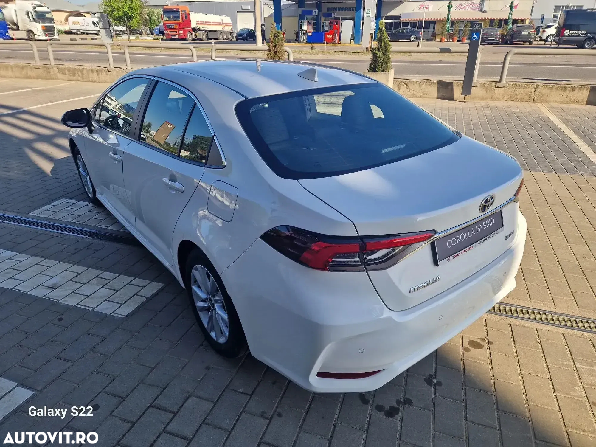 Toyota Corolla 1.8 HSD Business - 7