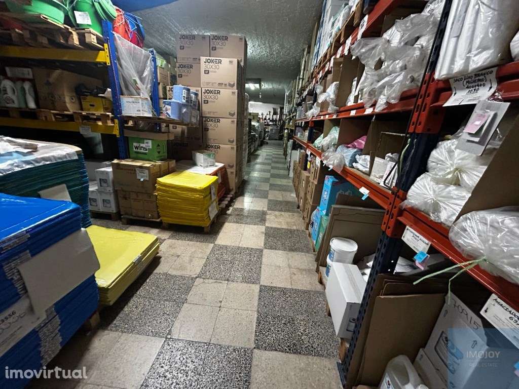 Armazém em Portimão - Grande imagem: 5/11