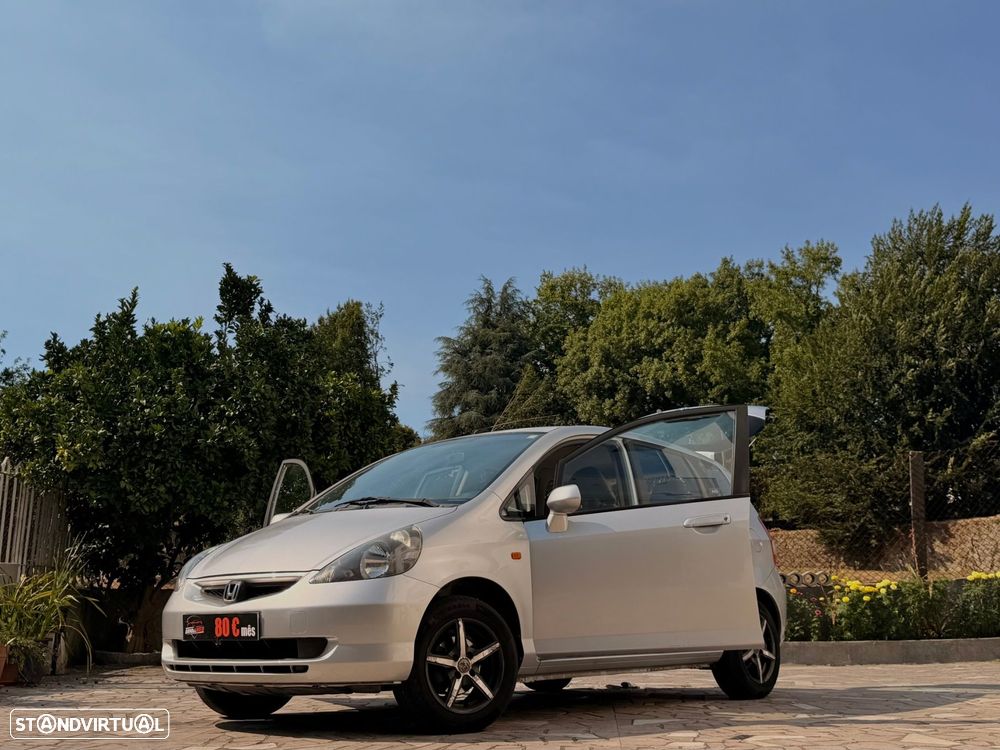 Honda Jazz 1.2 Live - 23