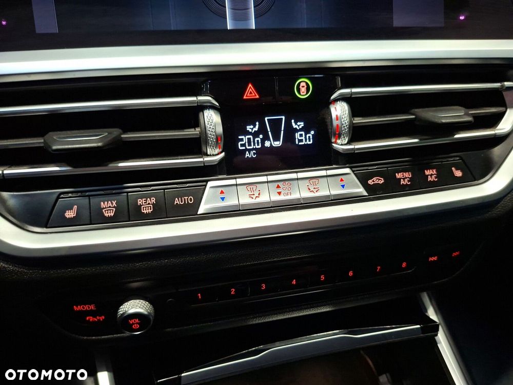 BMW Seria 3 - 21