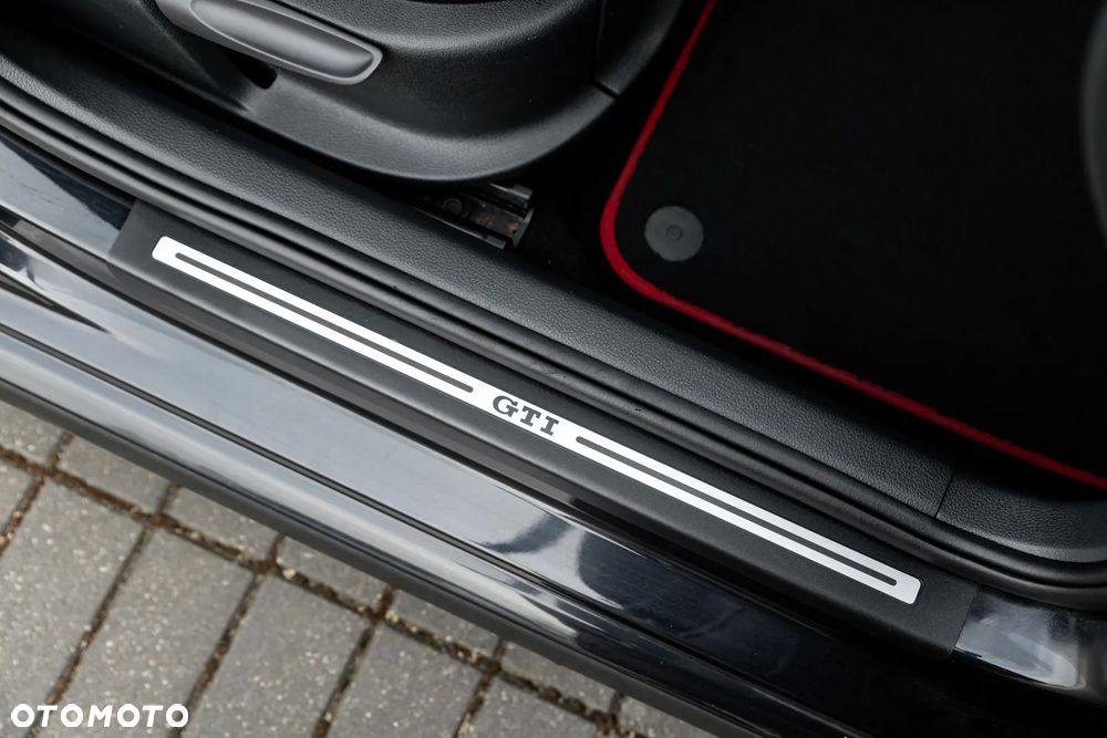 Volkswagen Polo 1.4 TSI GTI DSG - 37