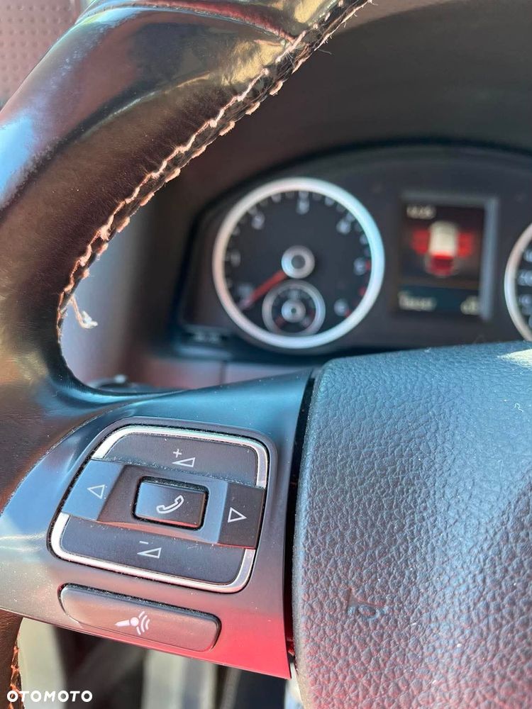 Volkswagen Tiguan - 30
