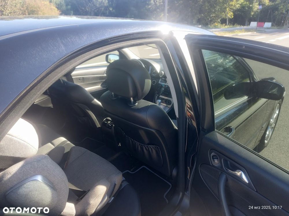 Mercedes-Benz Klasa C 200 Kompressor Automatik Elegance Sport Edition - 8