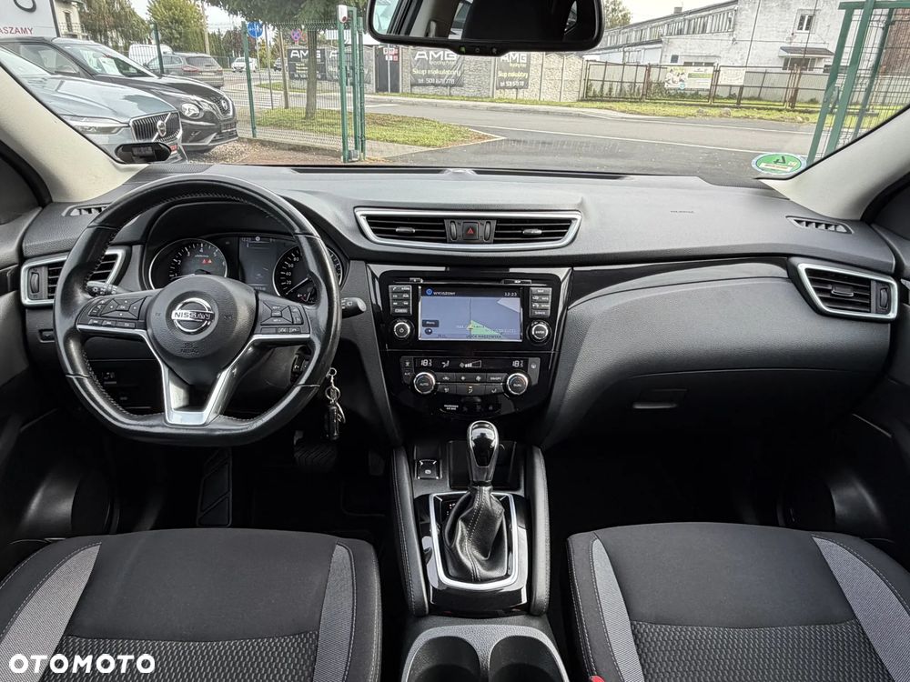 Nissan Qashqai 1.2 DIG-T Xtronic ACENTA - 18