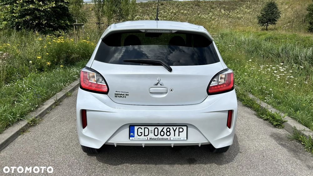 Mitsubishi Space Star 1.2 AS&G Instyle CVT - 8