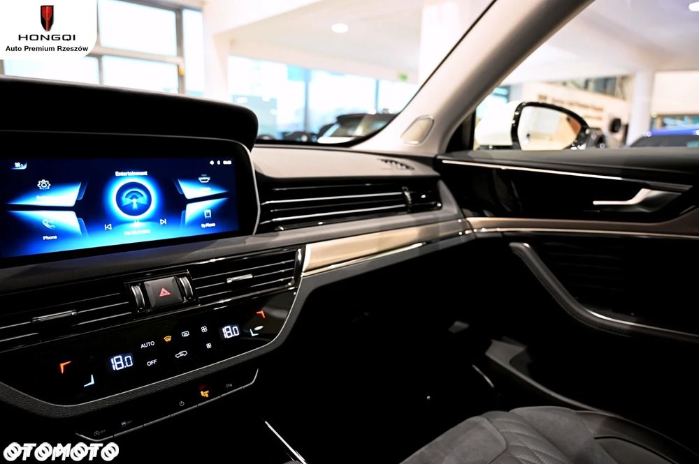 Hongqi HS5 - 10
