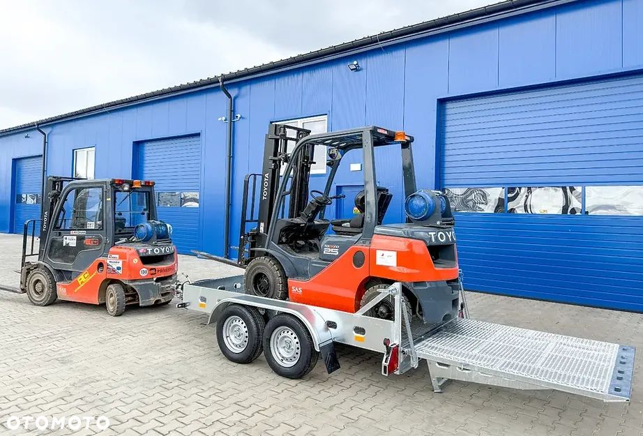 Rydwan do transportu mini koparki, - 10