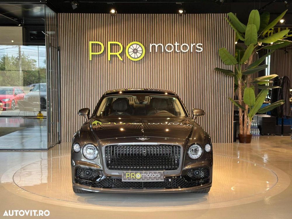 Bentley Flying Spur - 2