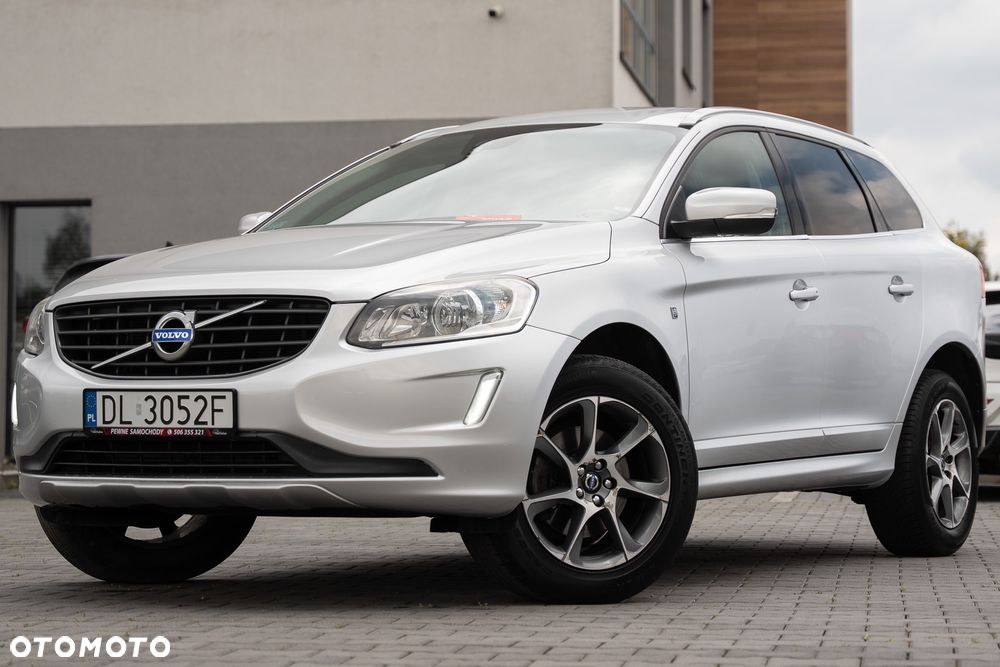 Volvo XC 60 D3 Drive-E Ocean Race - 3