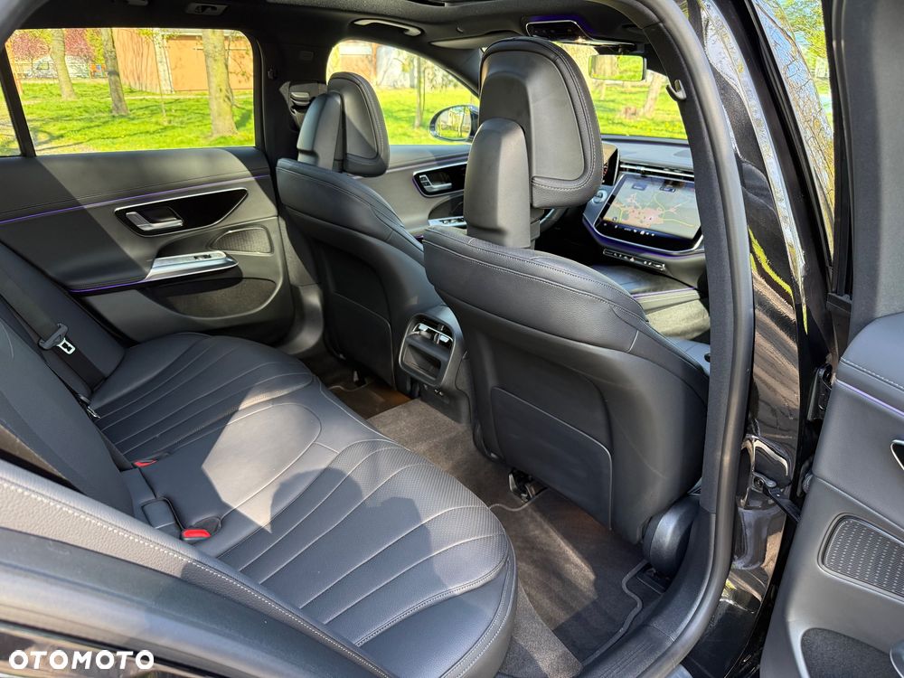 Mercedes-Benz Klasa E 300de 4Matic 9G-TRONIC Edition AVANTGARDE - 32