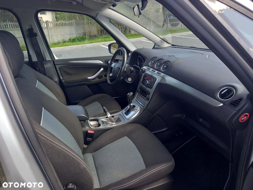 Ford Galaxy 2.0 TDCi Trend - 16