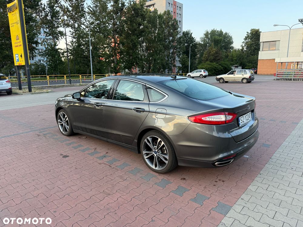 Ford Fusion - 7