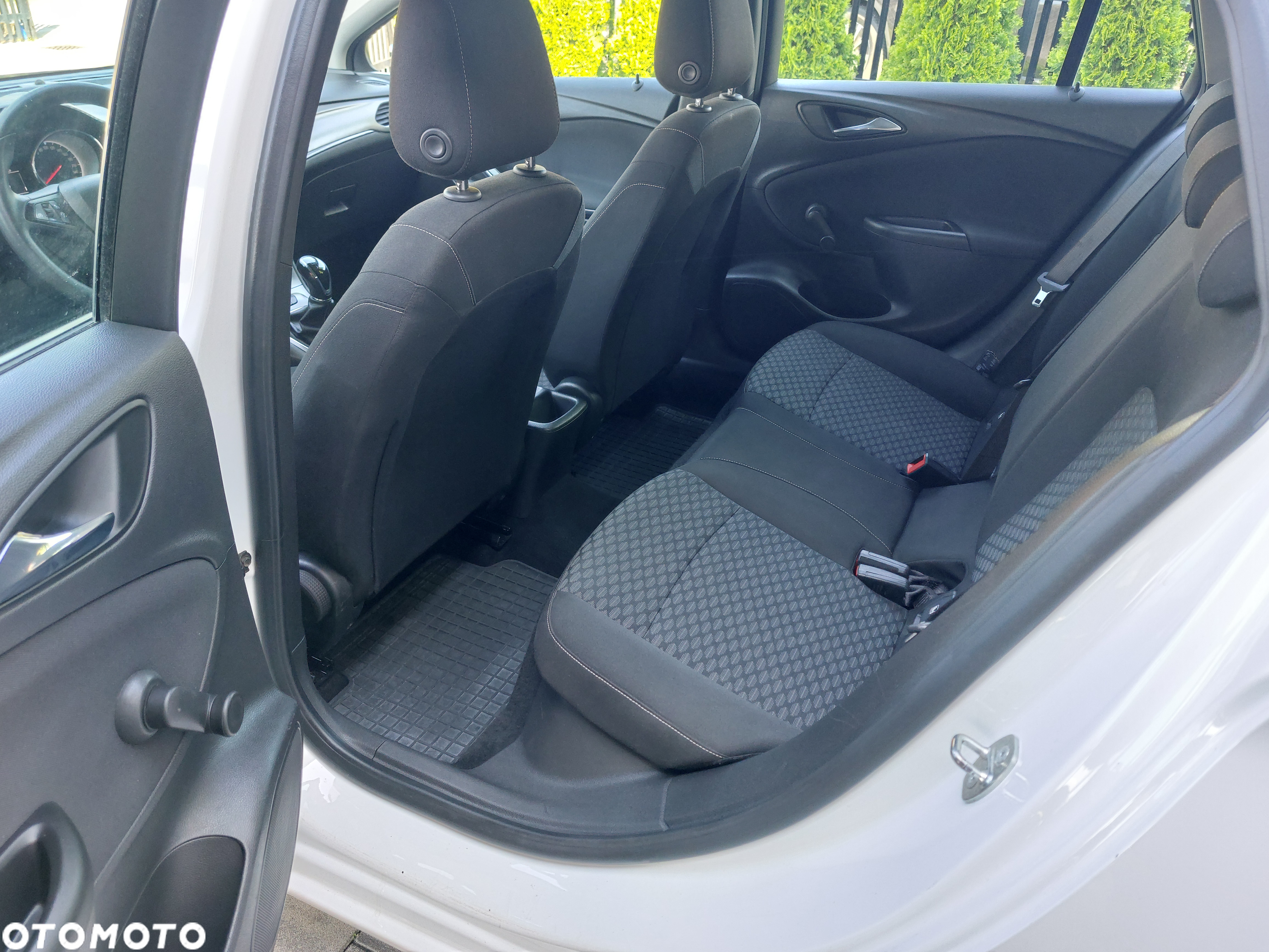 Opel Astra V 1.4 Enjoy - 10
