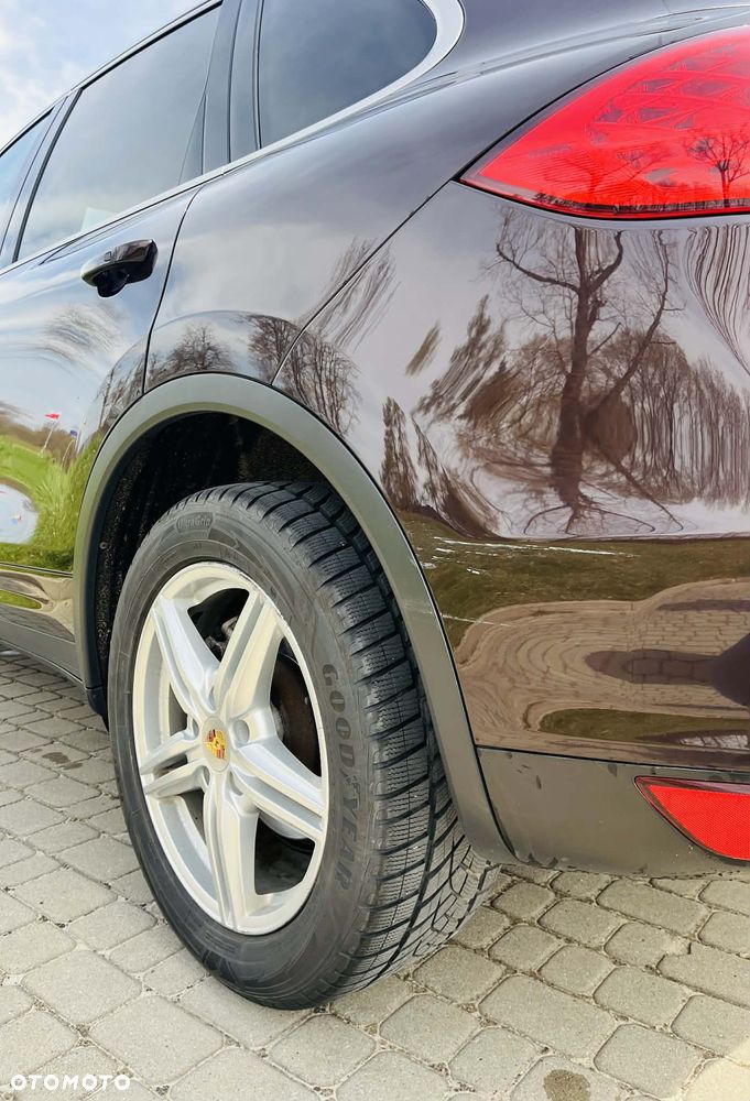 Porsche Cayenne - 17