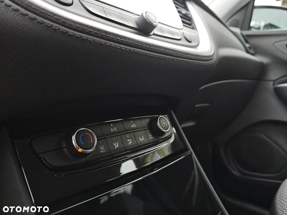 Opel Grandland X 1.2 T GPF Innovation S&S - 15