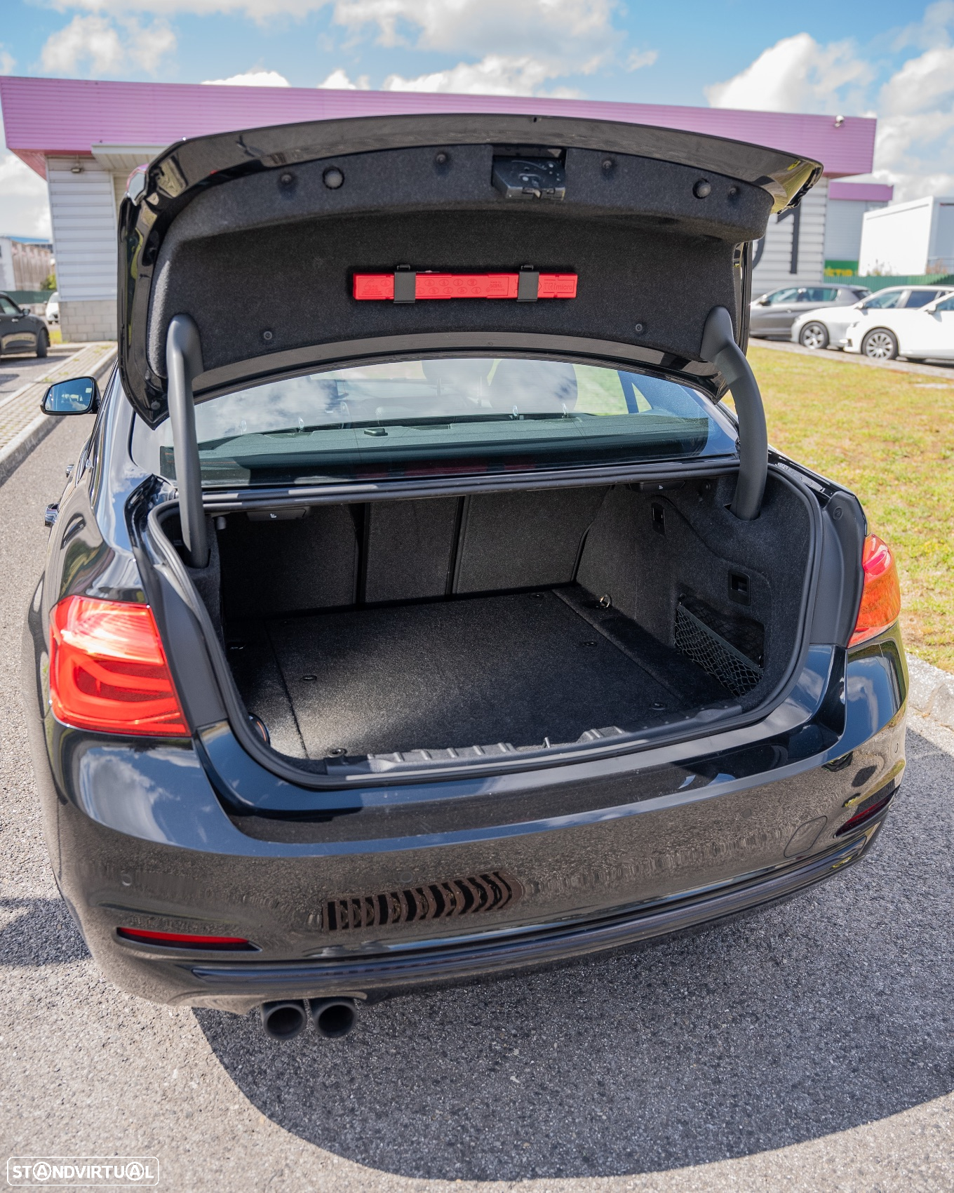 BMW 330 - 42