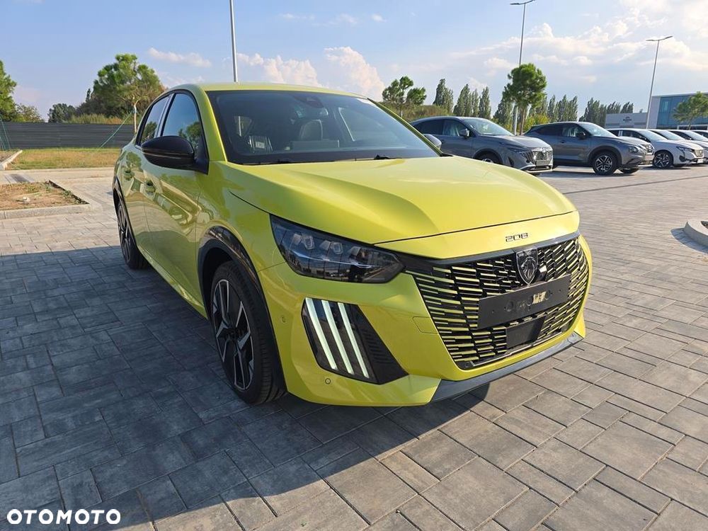 Peugeot 208 - 3