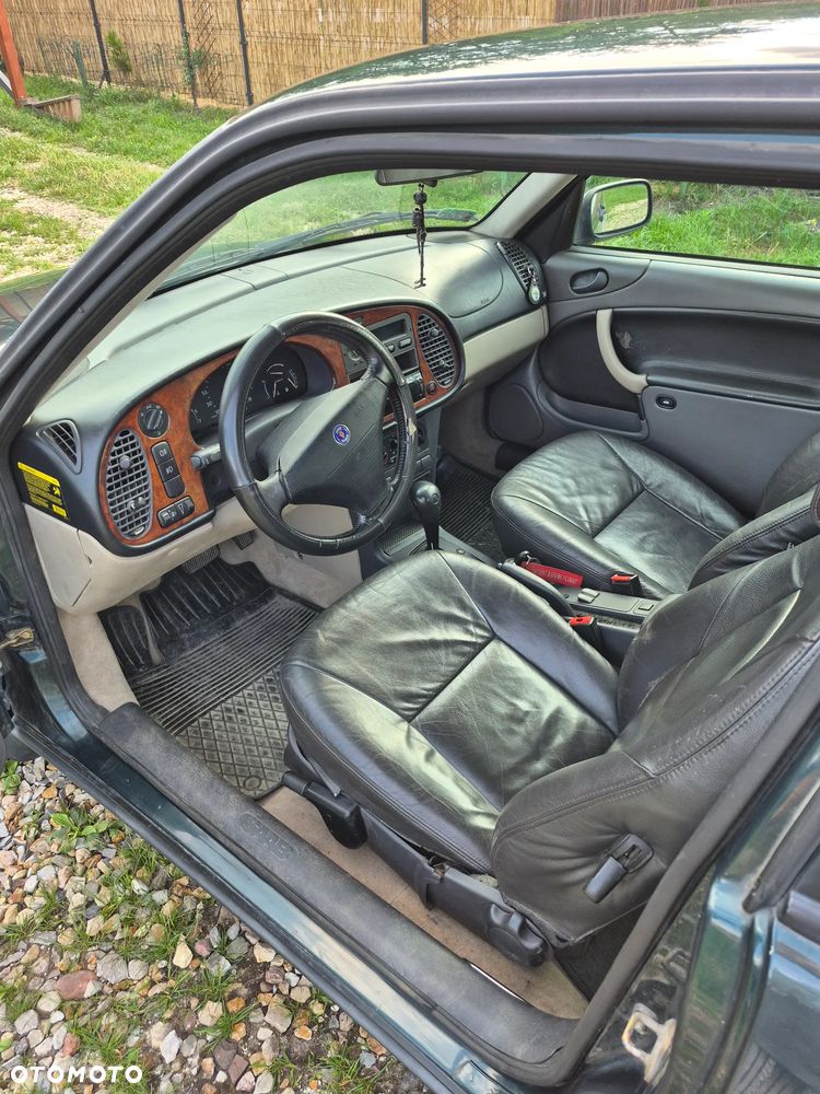 Saab 900 - 6