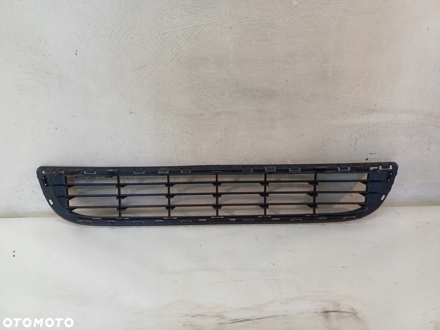 KRATKA ŚRODKOWA ZDERZAKA PRZÓD CITROEN BERLINGO III 3 08- - 5