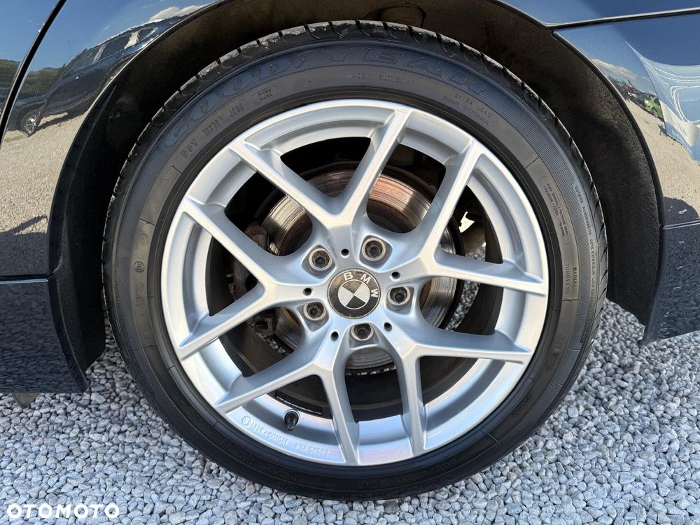 BMW Seria 3 318i Edition Lifestyle - 10
