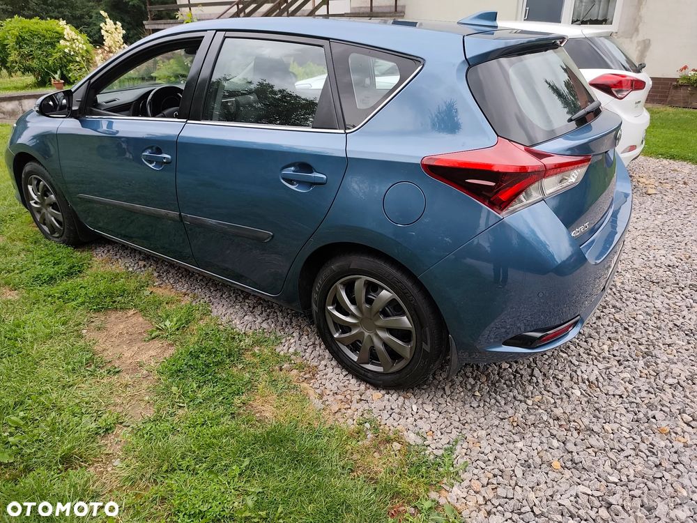 Toyota Auris 1.6 Active - 4
