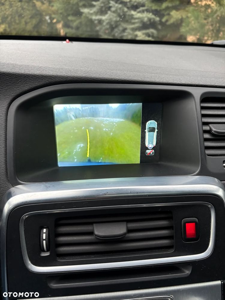 Volvo V60 D2 Geartronic Powershift Momentum - 10